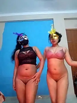 Sexy_dolls Live Webcam on Stripchat