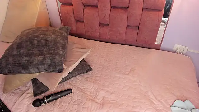 kristakinnky (F young) - FUCK THAT LITTLE PUSSY