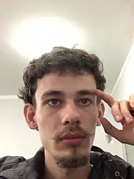 pytergreensex - Pytergreensex's free webcam - UK Sex Cams