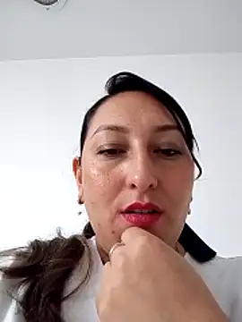 valeria_montana_ - Valeria_montana_'s free webcam - UK Sex Cams