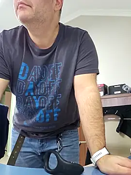 andrew1900529 (Ask my age) - Rub it slowly 1min control