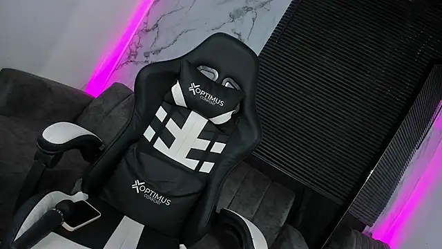 Courtney_gonet webcam