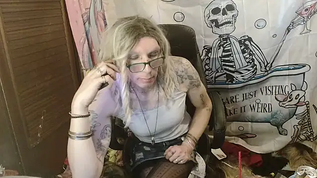 ombeline1 (Ask my age) - 15 flogging line dkligging