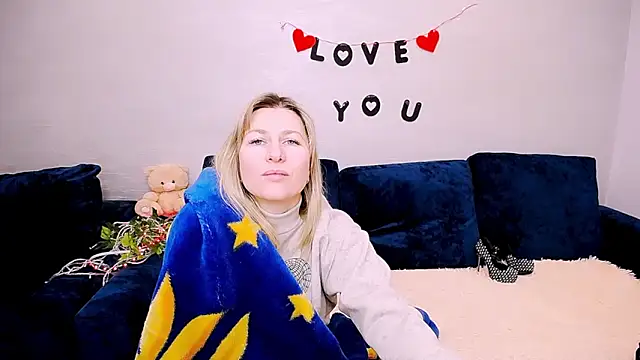 Incredible_Ariela webcam