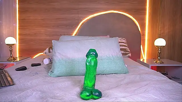 alexaa_walker webcam