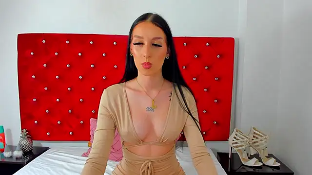 PleasureJasmine webcam