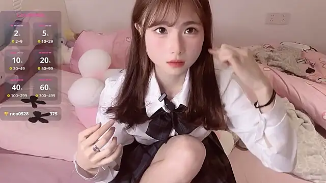 guoguo-77 (F teen) - 无内揉胸不露点加m腿