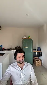 eauminerale (M young) - Makes me happy