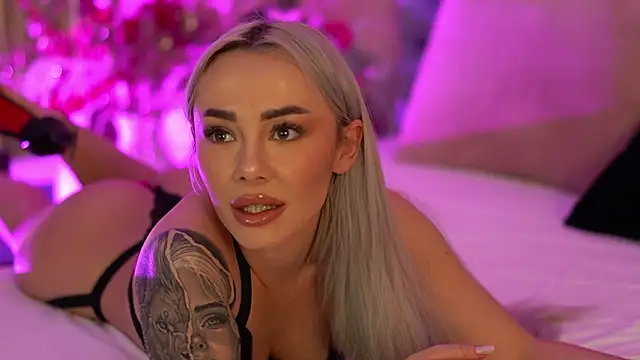 FrancescaMcGray webcam