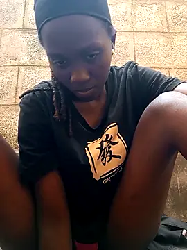 Webcam Model (Swirly_blac)  is live.Free join now!