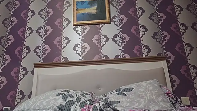 AlejandraDelaney webcam