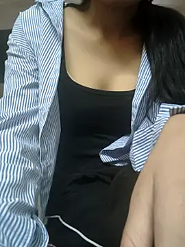 Webcam Model (Modelbigbobs) is live