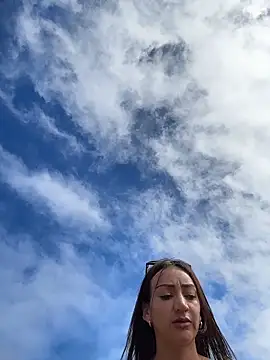 Ninabigtitied webcam