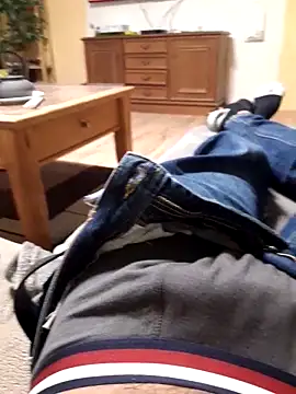 XXL_22cm_Young webcam