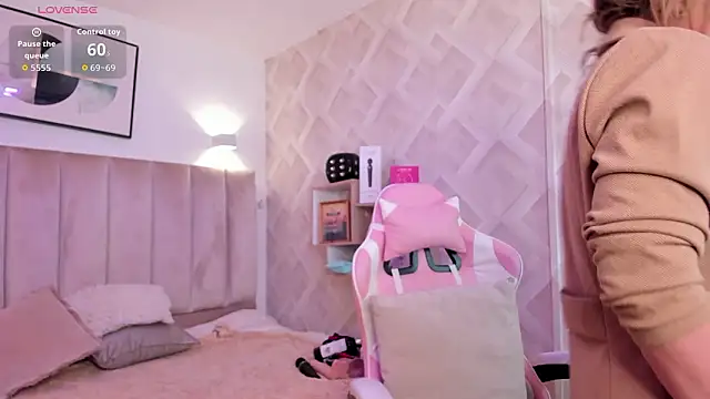 clhoe_johnson (F milf) - Dildo Pussy show💙