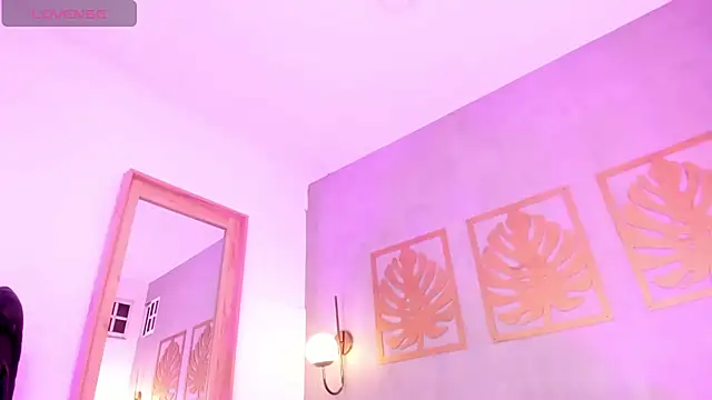 majo_rose - Majo_rose's free webcam