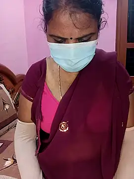 kannadatamiltelugubeauty (F milf) - Ass show