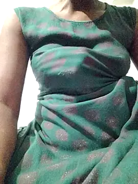 Webcam Model (rituporna2004)  is live.Free join now!