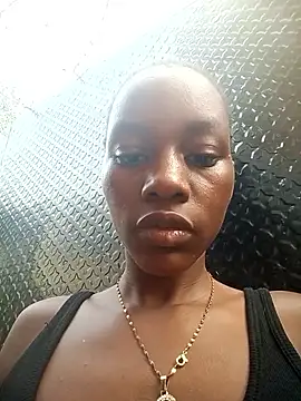 petite_li (F young) - Twerk necked