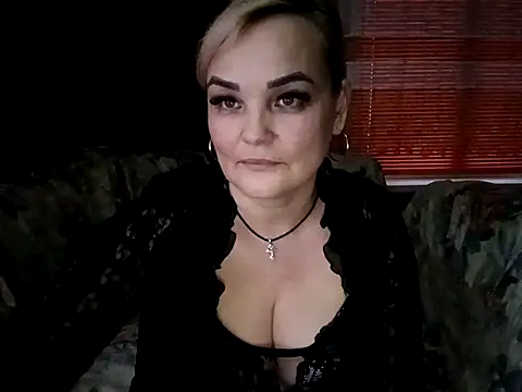 AureliaLove35 webcam