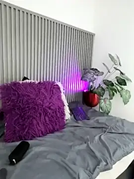 Milena_lawson webcam