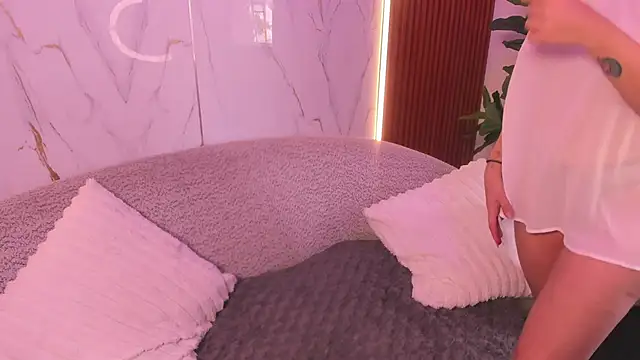 mia_castillovg webcam