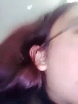 stornbunnyy_ (F teen) - Rube my boobs and spit 💦😈