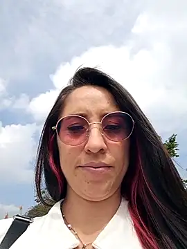 VALERY-03_ Live Webcam on Stripchat