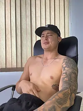 Alexander_ferre webcam