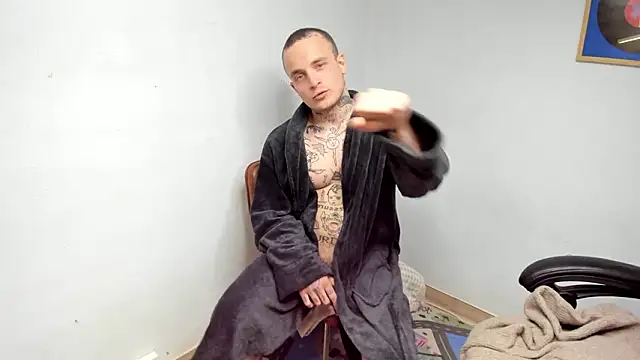 layneinchains (M young) - ❤️ do you like naked yoga?