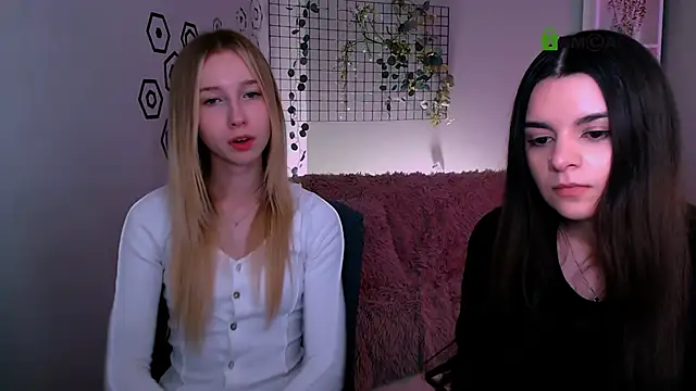 gloria_queen1 (Ask my age) - my first goal