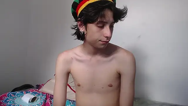 cirosky_elchicopolla webcam