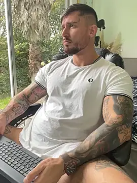 DimitriSullivan_ webcam