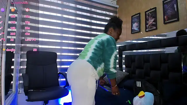 sheyla__ebony webcam