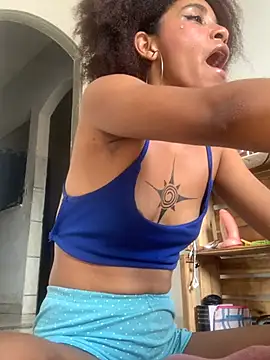 Lillith_Bloom webcam