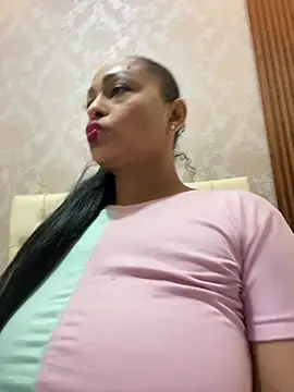 sofia_xxx02 (F milf) - riding dildo