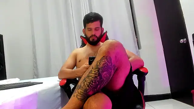 LucasBeaumont webcam