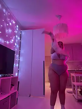 odriolsens (F young) - naked boobs