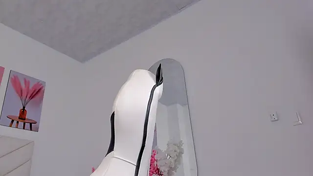 brianna_bigboobs (F teen) - PRESS MY NIPPLES