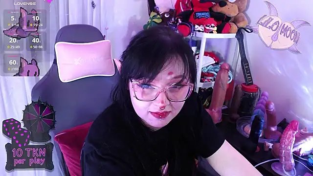 LiloMoon69 webcam