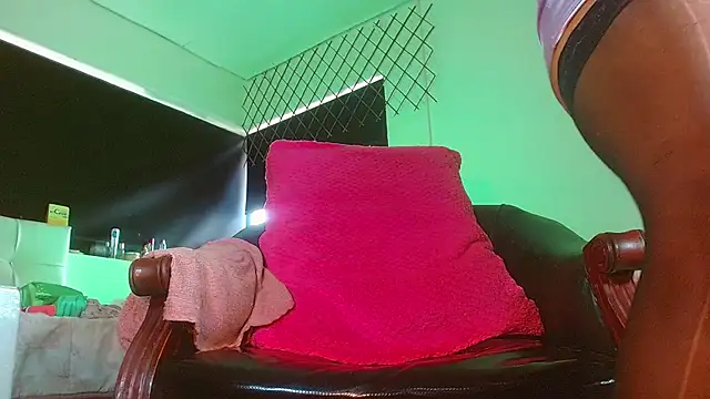 bellatrixx_69 webcam