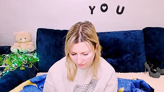 Incredible_Ariela webcam