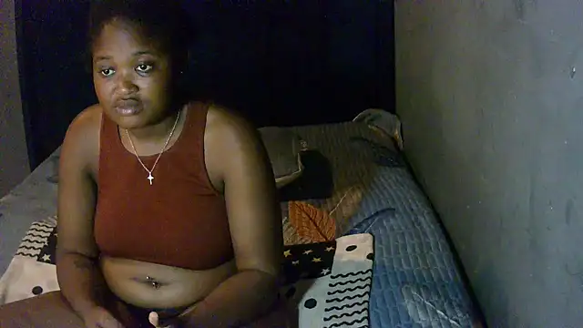 FREAKBARBIE02 webcam