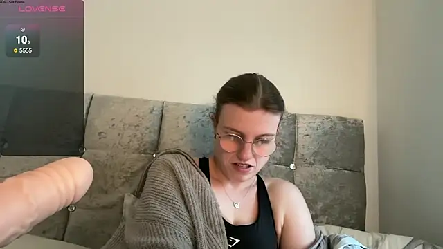 BustyKellyXXX webcam