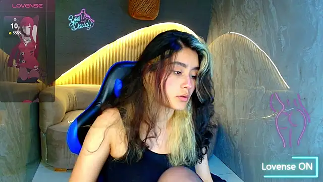 sofi_r_ (F young) - SEXY DANCE +FULL NAKED