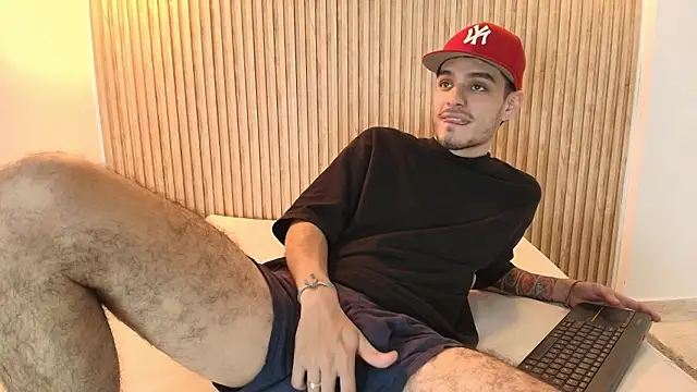 im_bull (M young) - PLAY 4U😈