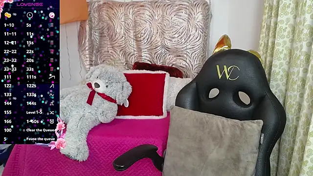 lakshmiraniii webcam