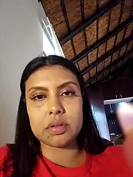 Webcam Model (Indian_GlowingMiax)  is live.Free join now!