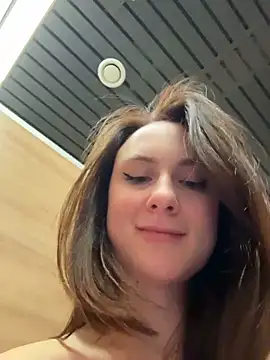 dina_tease (F young) - play with nipples in cafe