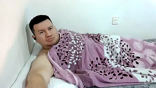 fuckynations (Ask my age) - cum and nude off